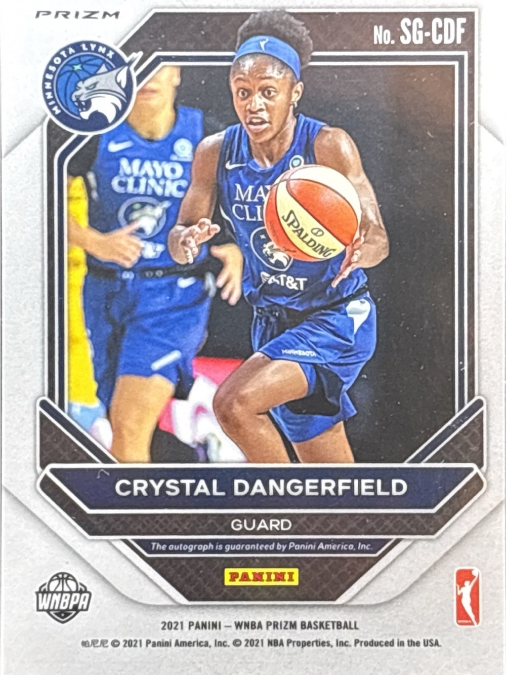 Panini Prizm Signatures Crystal Dangerfield Rookie WNBA Autograph Card - Picture 2 of 2